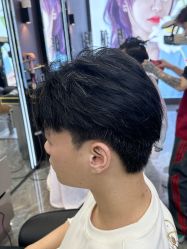 -藤野造型烫染·漂发