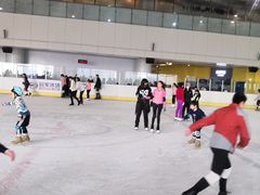 -冠军冰场CHAMPION RINK(百联又一城店)