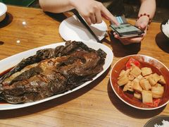 -泉畔人家·老济南经典鲁菜(大明湖店)