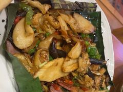 -阿山卓·野生菌火锅·纳西火塘烤肉