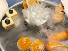 -馋遇江南·精致湖景雅宴(东方之门店)