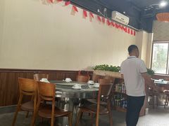 -姐妹临高乳猪店(海垦路店)