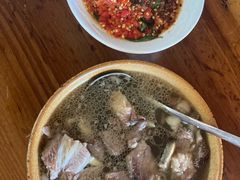 -汤锅大王(新平曹苏黄牛汤锅有限公司)