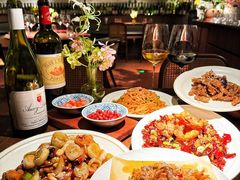 -肆海小川菜酒馆Wine Bistro (青年路店)