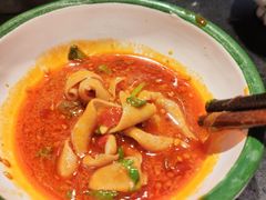 -王婆乔鲜鱼自助火锅(蜀汉路店)