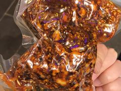 -鑫记婆婆兔·成都特产·兔头手撕兔(太古里店)