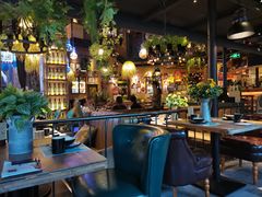 大堂-临界音乐酒馆·小龙虾·江湖菜(华熙LIVE·鱼洞店)