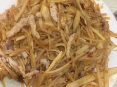 鱼香肉丝盖浇饭-老头盖浇饭(南京新街口明瓦廊宏光酒店店)