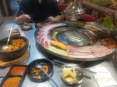 -哈哈碳都·牛肋条无限自助烤肉(台江万达店)