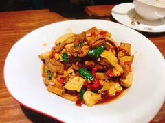 -胡胖子专业长沙菜(衡山路店)
