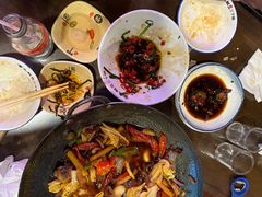 -富正毅三下锅·湘西韵味(天门山索道店)