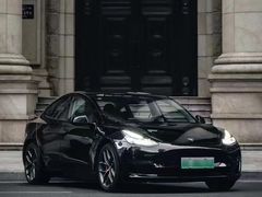 -TESLA 特斯拉(上海太古汇体验店)