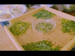 -浙茶集团狮峰·西湖龙井·杭州特产(莫干山路专卖店)