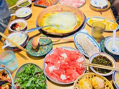 -洱火云南酸菜牛肉火锅(石景山当代商城店)