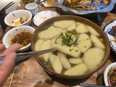 -乡土特色.冷锅鱼.牦牛肉汤锅