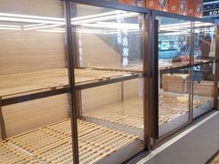 面包甜点陈列柜-奈雪的茶(百盛店)