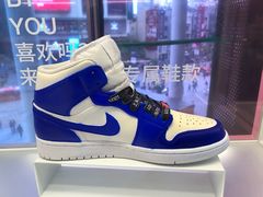 -NIKE品牌体验店(南京东路店)