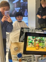 -PE SALON