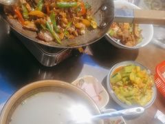 -富正毅三下锅·湘西韵味(天门山索道店)