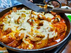-亲昵春川鸡排(韩国美食街店)