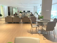 -上海冠松华奥奥迪4S店(张江店)