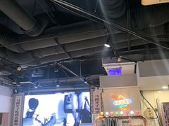 -马路牙子烧烤音乐酒馆(望京店)