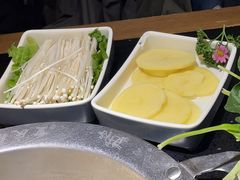 -井格重庆火锅(西直门凯德Mall店)