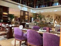 -南湖名都·景湖轩全日制餐厅·海鲜自助·东南亚风味·临湖而食