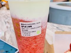 霸气芝士草莓-奈雪的茶(花城汇中区PRO店)