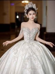 -MISS MIA 婚纱品牌馆