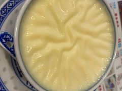 -广信牛奶甜品世家(台东店)