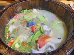 -秋语木桶鱼.酸菜鱼(开发区火车站店)