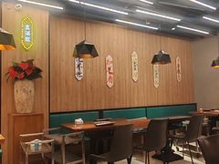 -牛串门串串香(东直门簋街总店)