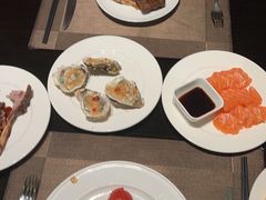 -大中华希尔顿酒店-念自助餐·嗨啤·小龙虾