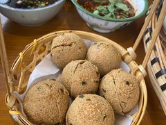 -包整·丝娃娃(一览甲秀楼风景店)