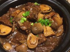 草菇牛腩-那家小馆•北京菜•烤鸭(中关村店)