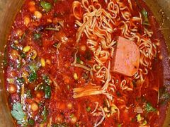 -张翻越·川渝冒菜·武汉黑鸭煲(城北万象城店)