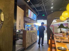 大堂-呷哺呷哺(普陀乐购真北店)