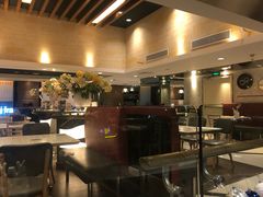 大堂-必胜客(上海新南方商城PH店)