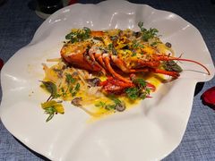 -弦月窗LUNETTE BY AMANDA(复兴路店)