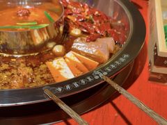 -谭鸭血老火锅(万象九宜城店)