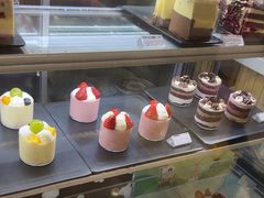 -焙丽拾光(麦凯乐直营店)