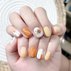 -悦指间美甲美睫