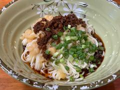 -阿宽豌杂面(华油路138号居民大院店)