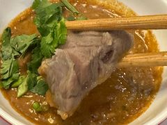 -毛辣果·贵州红酸汤牛肉火锅(西单店)