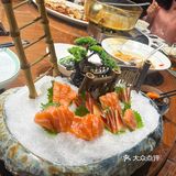 烈士公园旁的精致餐厅