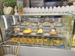 面包甜点陈列柜-猫王榴莲世家(三里屯SOHO商场店)