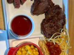 -菲滋意式餐厅(金华银泰城店)