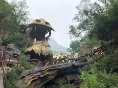 -大平台龙居瀑布旅游区