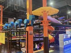 -Tenker Club弹刻极限主题公园 · 蹦床 · 团建 · 生日派对(大关店)